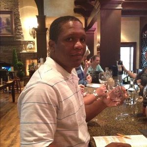 Meet your Posher, Howard